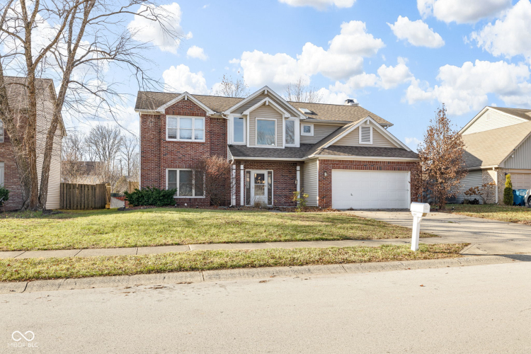 5240  Deer Creek Drive Indianapolis, IN 46254 | MLS 22015121