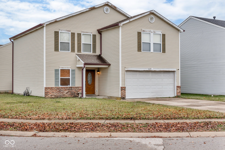 2127  Summer Breeze Way Greenwood, IN 46143 | MLS 22015562