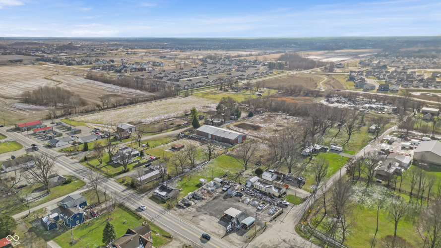Listing Image 6