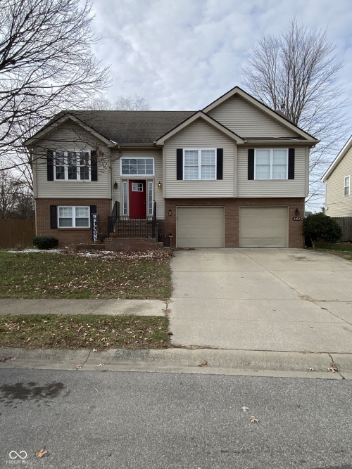 2162  Sumpter Trail Columbus, IN 47203 | MLS 22015864