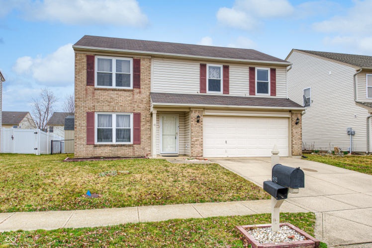 633  Helm Drive Avon, IN 46123 | MLS 22018308