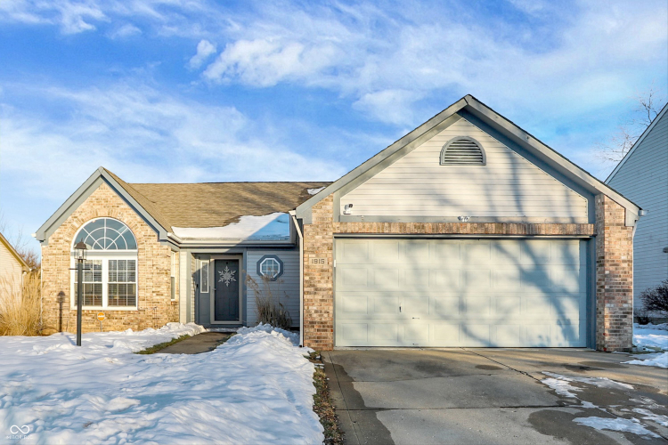 1915  Glendora Drive Indianapolis, IN 46214 | MLS 22018589