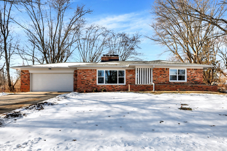 8408  Valley Estates Drive Indianapolis, IN 46227 | MLS 22018736