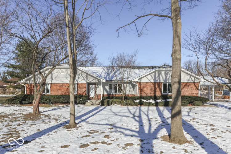 2054  Horizon Boulevard Greenwood, IN 46143 | MLS 22018855