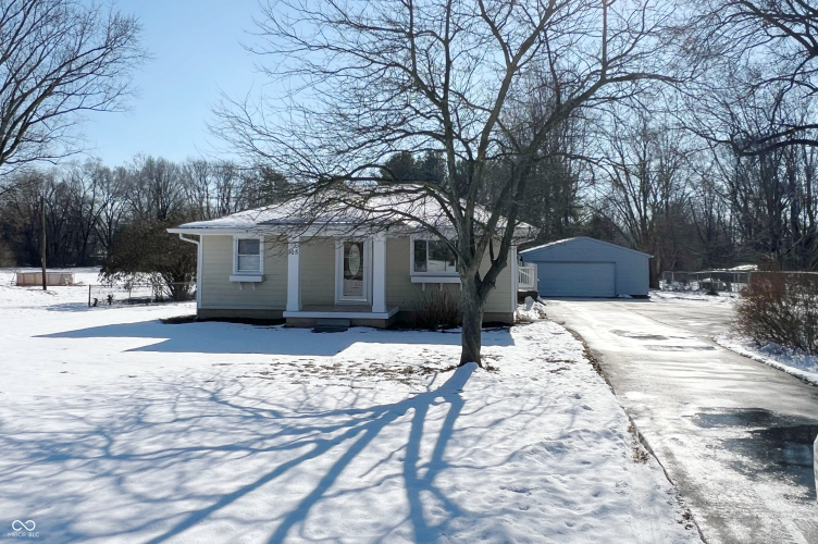 105 W Sumner Avenue Indianapolis, IN 46217 | MLS 22019009