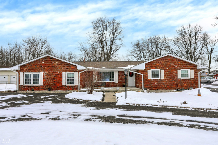 3901  Fisher Road Indianapolis, IN 46239 | MLS 22019093