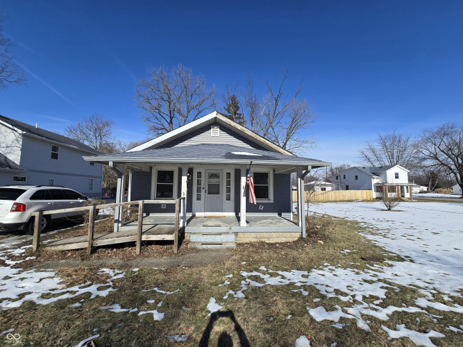 1942 E Edgewood Avenue Indianapolis, IN 46227 | MLS 22019355