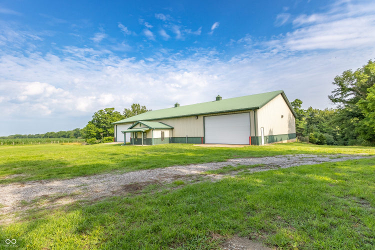 Listing Image 6