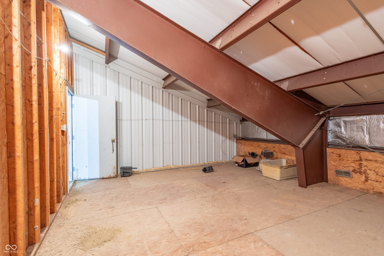 Listing Image 60