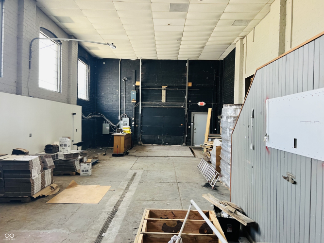 Listing Image 10