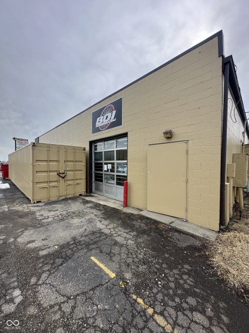 Listing Image 13