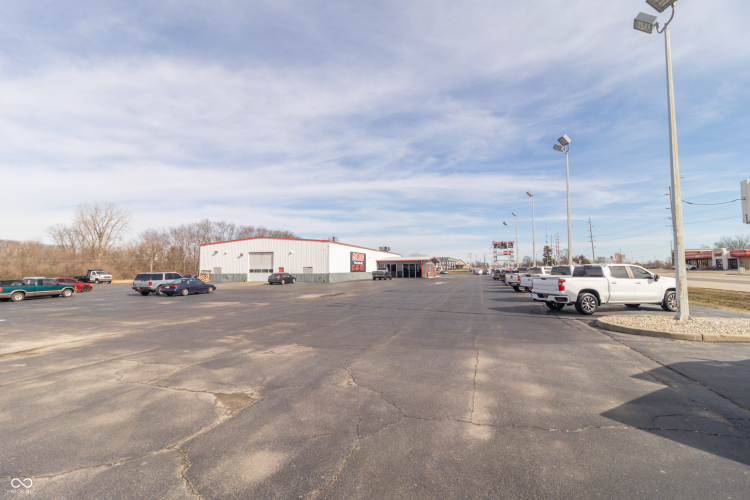 Listing Image 30