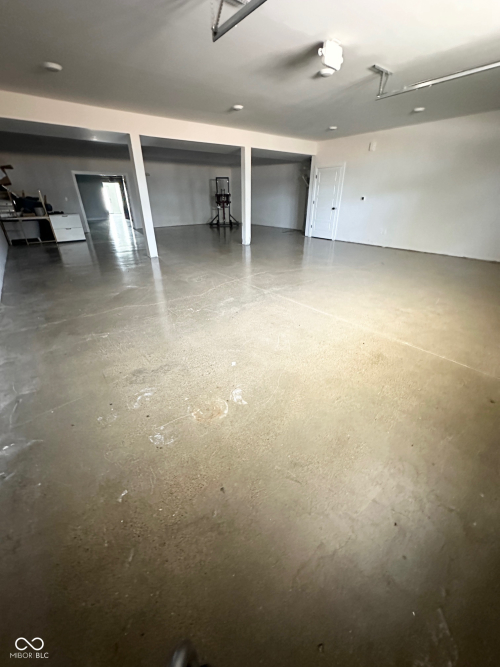 Listing Image 26