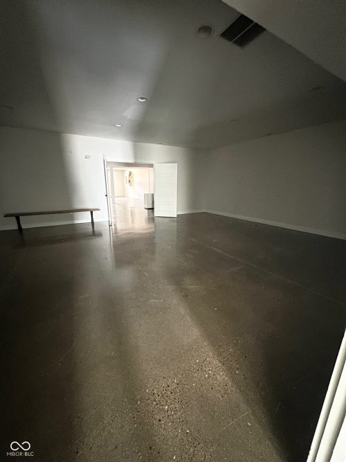 Listing Image 30