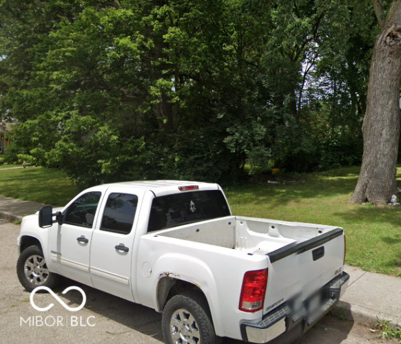 Listing Image 3