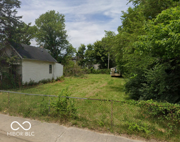 Listing Image 3