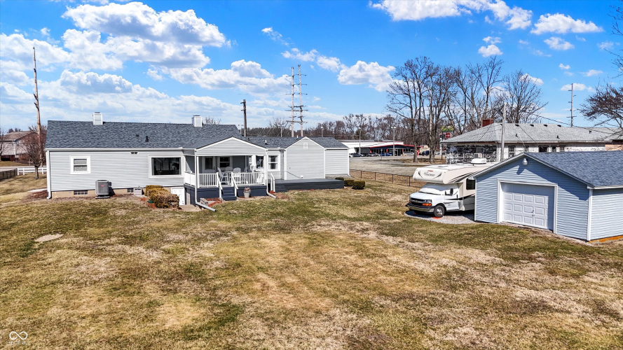 Listing Image 16