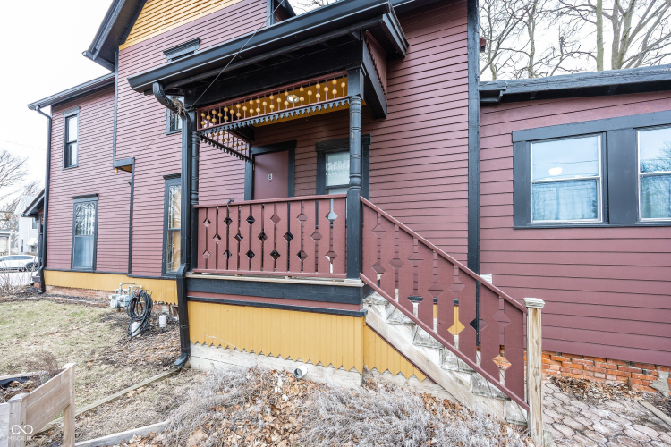Listing Image 14