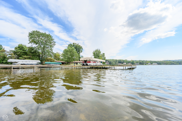 Listing Image 44