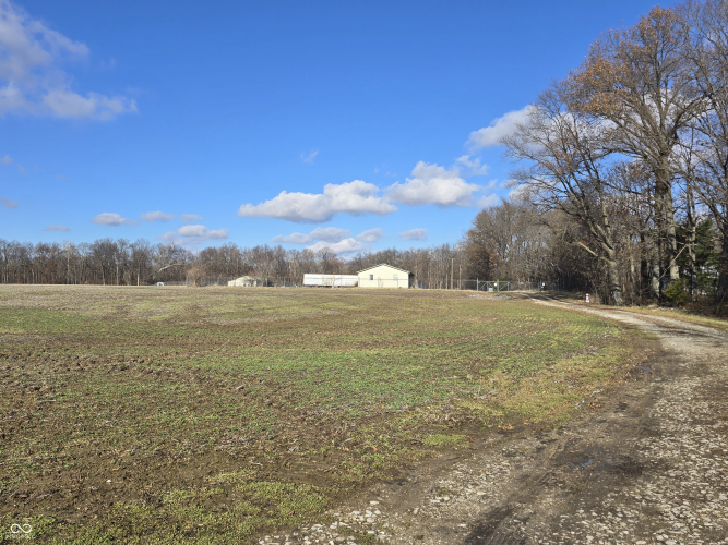 Listing Image 7