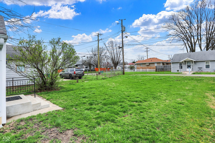 Listing Image 27