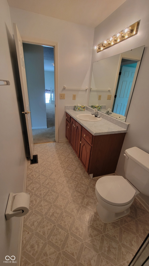 Listing Image 54