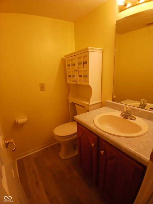 Listing Image 56