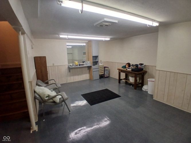 Listing Image 61