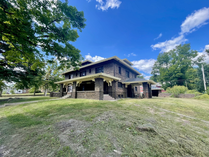 Listing Image 12