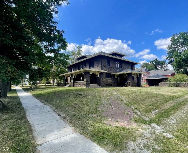 Listing Image 14