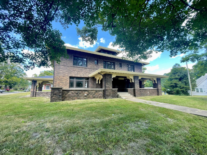 Listing Image 3