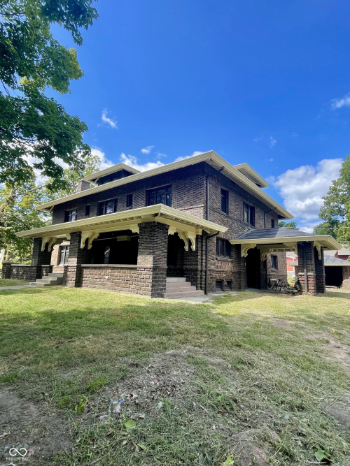 Listing Image 6