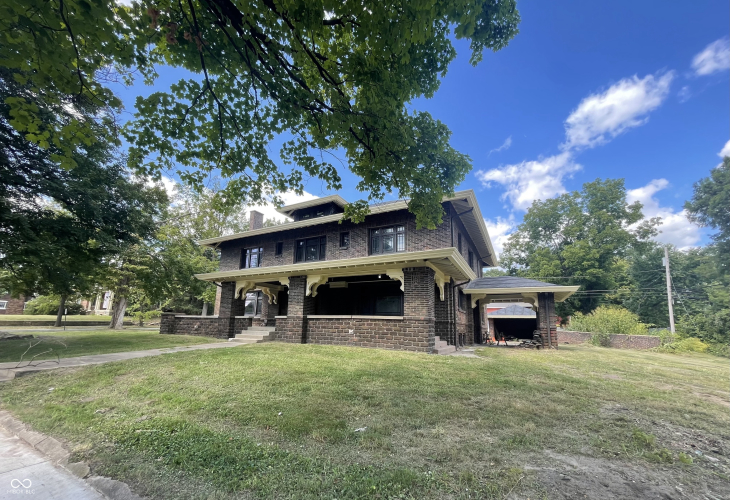 Listing Image 10