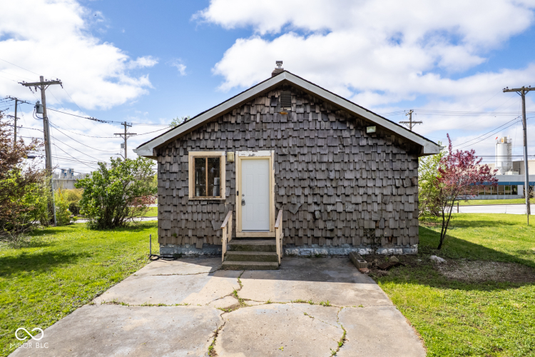 Listing Image 2