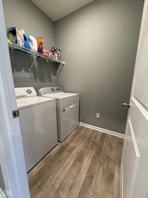 Listing Image 12