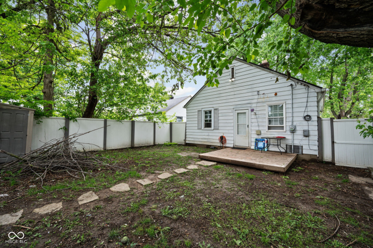 Listing Image 19