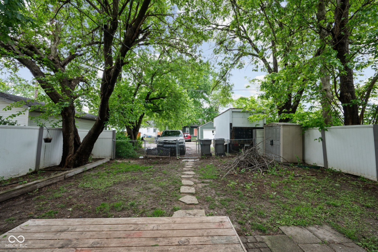 Listing Image 23
