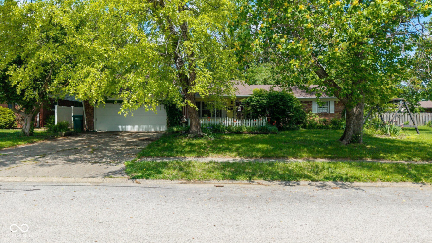 1416 Miami Court S Plainfield IN 46168 (House For Sale) MLS 22039617