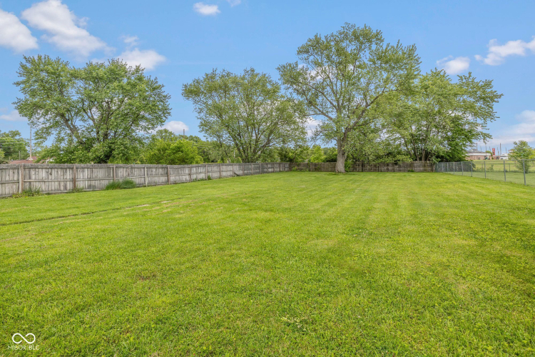 Listing Image 20