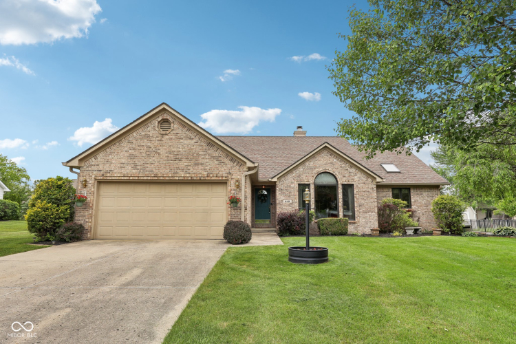 412 Sonhatsett Drive Westfield IN 46074 (House For Sale