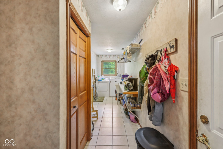 Listing Image 26
