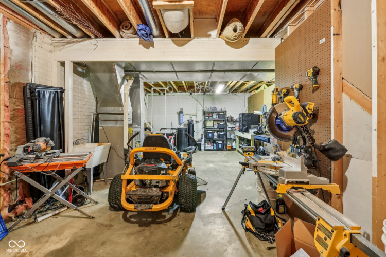 Listing Image 50