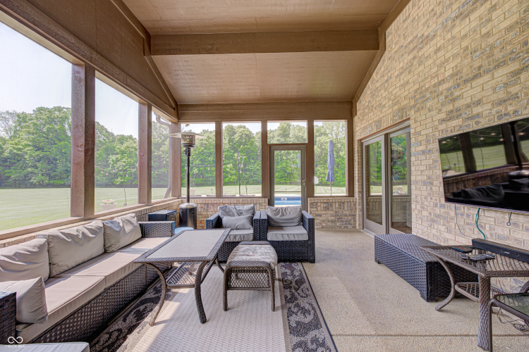 Listing Image 83
