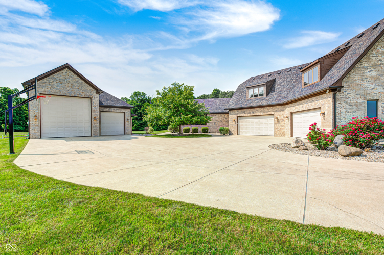 Listing Image 95