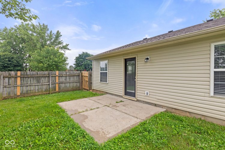 Listing Image 42