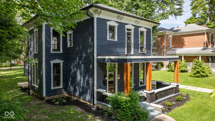 Listing Image 4