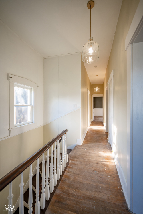 Listing Image 50