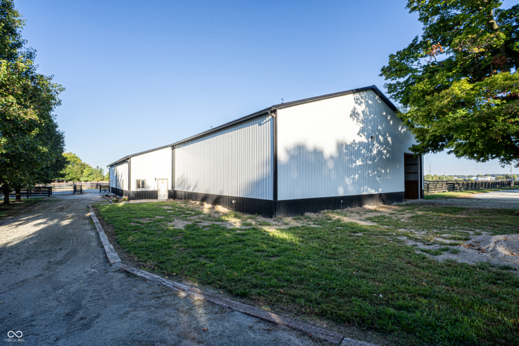 Listing Image 53