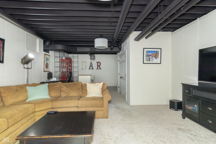 Listing Image 37