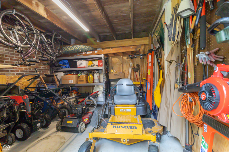 Listing Image 48